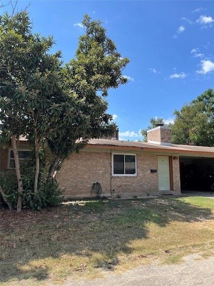 Photo - 2102 Ann Arbor Ave Unit A