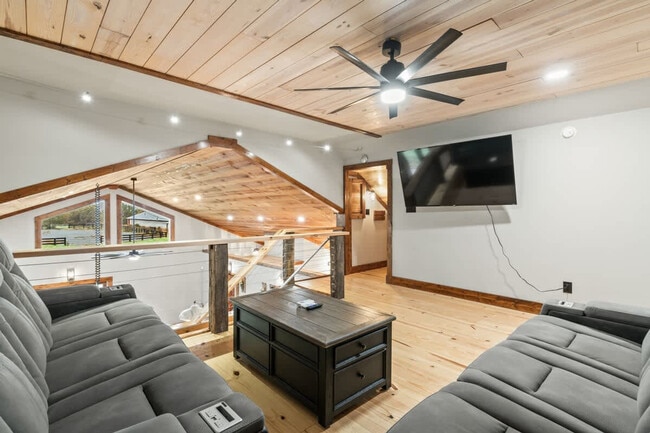 Photo - 299 Westview Dr Unit ID1371158P