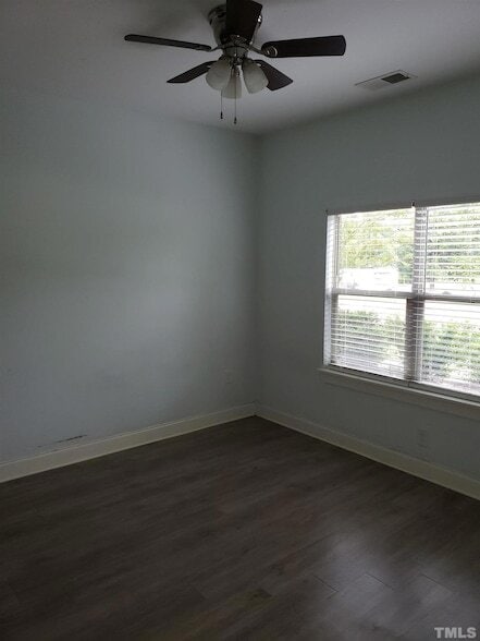 Photo - 4021 Blackstone Dr Unit 204