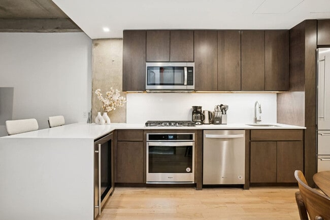 Photo - 132 W 26th St Unit SI ID1335205P