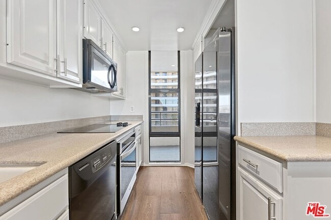 Photo - 4316 Marina City Dr Unit 531