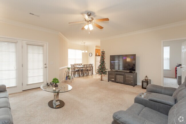 3BR, 2BA - 1426SF - Living Area - Falls Creek