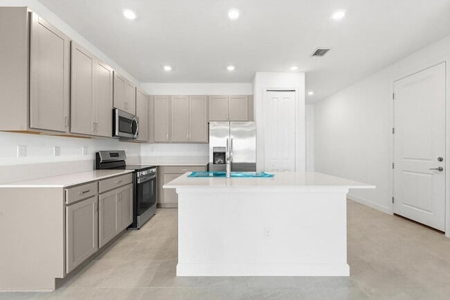 Photo - 6418 Seabright Ter