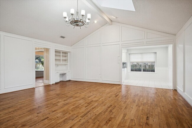 Photo - 12612 Whispering Hills Dr