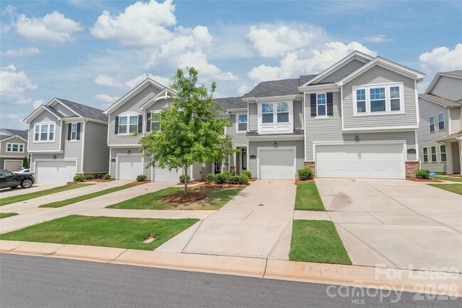 Building Photo - 5612 Axil Ln