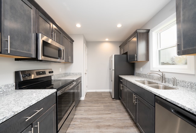Photo - Somerset Townhomes and Villas