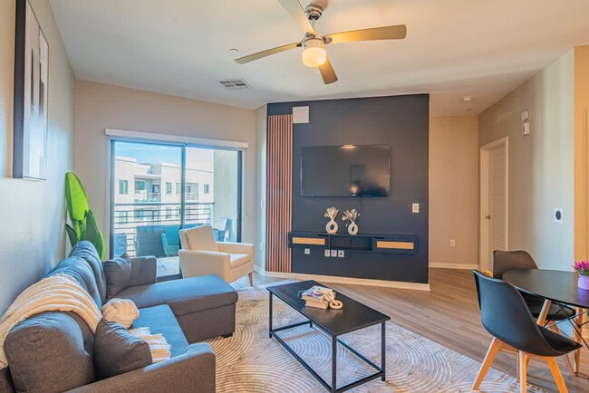 Photo - 777 E Stella Ln Unit ID1263044P