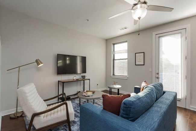 Photo - 1016 18th Ave S Unit SI ID1014381P