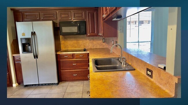 Photo - 439 Woodrail Dr