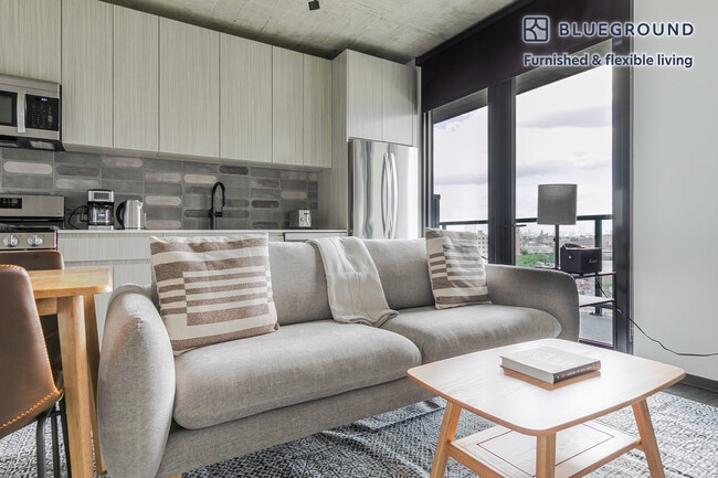 Building Photo - 1454 W Randolph St Unit FL8-ID1305