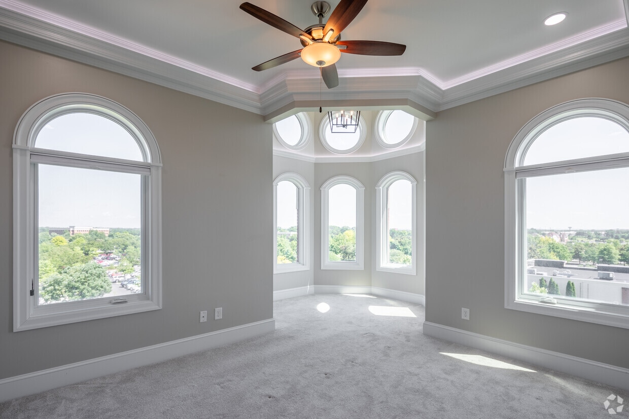 Floor Plan - 3BD Luxury Condo