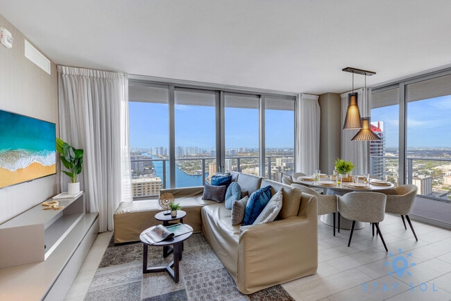 Building Photo - 4112 Jimmy Buffett Mem Hwy Unit SI ID1227207P