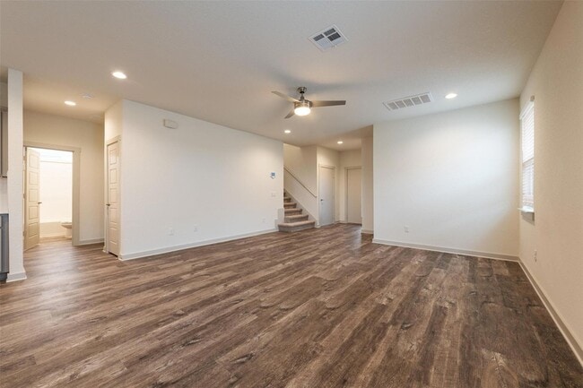 Photo - 289 Deserti Rd