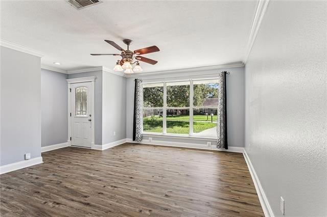 Photo - 620 Markham Dr