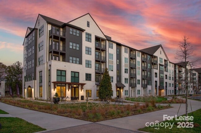 Building Photo - 14011 Bespoke Rd Unit A4