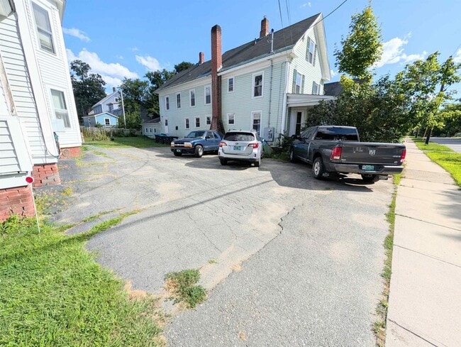 Photo - 400 Cliff St Unit 3
