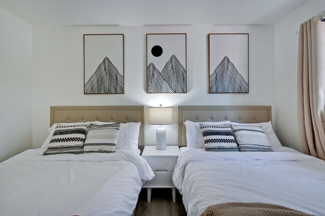 Photo - 1281 Flora Ave Unit ID1313346P