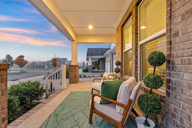 Photo - 250 Tanglewood Ln