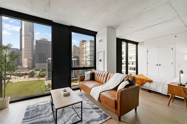 Photo - 234 W Polk St Unit ID1310544P