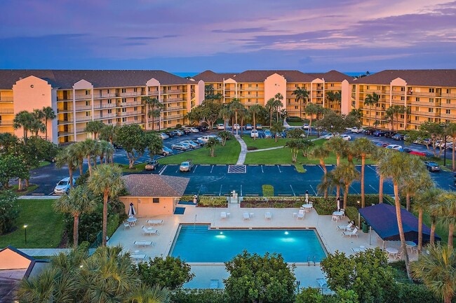 Photo - 275 Palm Ave Unit 406