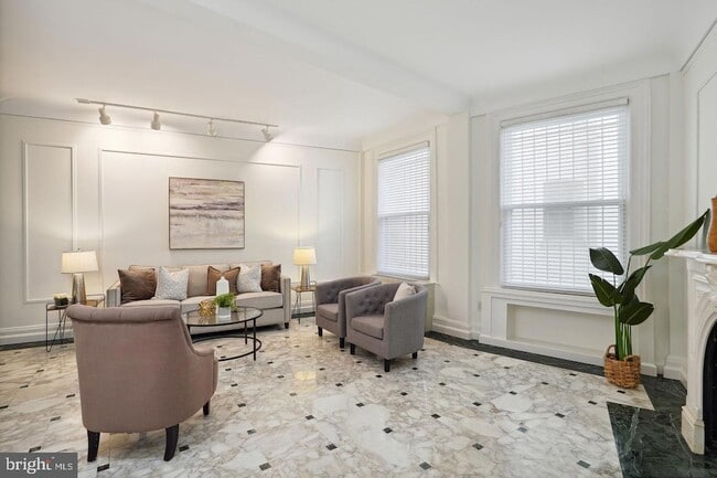 Photo - 2126 Connecticut Ave NW Unit 17