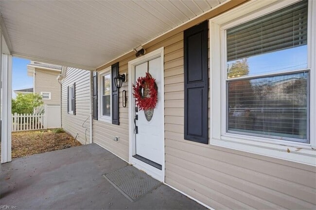 Photo - 1325 W Little Creek Rd