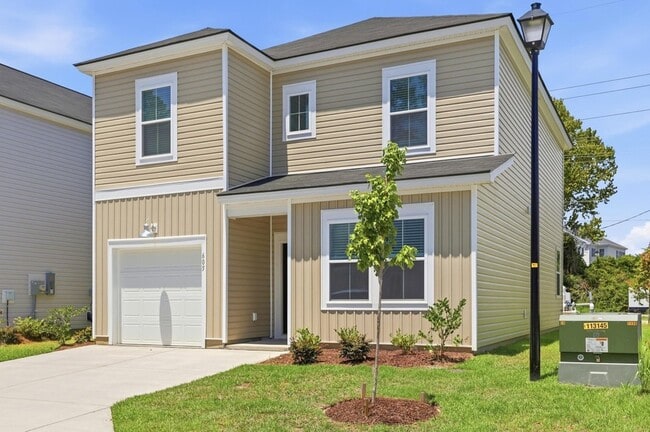 Photo - 605 Southwind Way