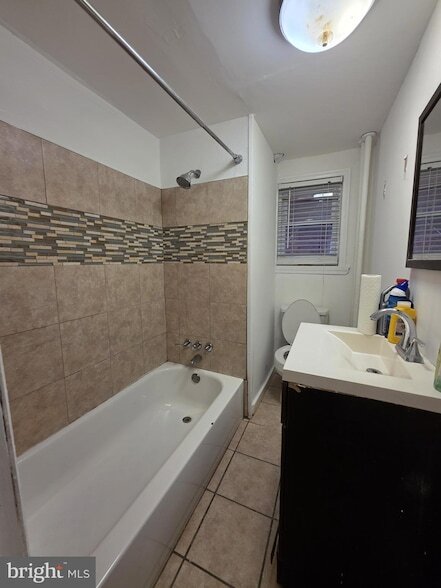 Photo - 4910 Chestnut St Unit 1F