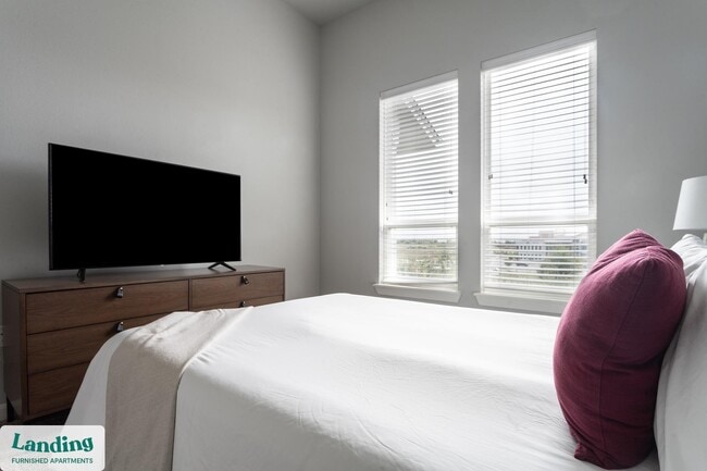 Photo - 4300 Cromwell Dr Unit 3311