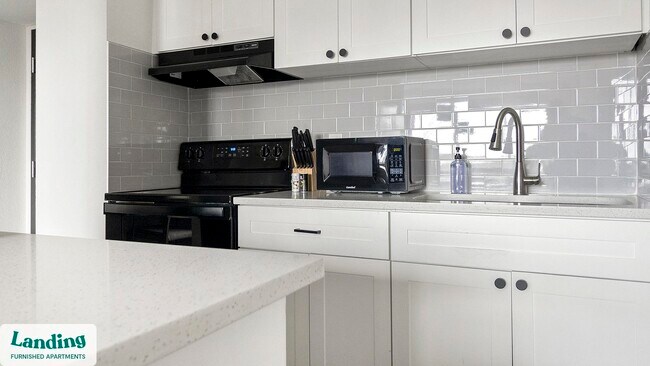 Photo - 305 Dr. M.L.K. Jr St S