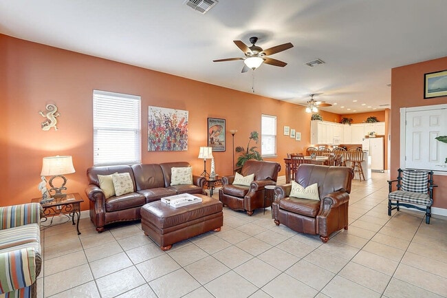 Building Photo - 140 Royal Sands Blvd Unit SI ID1023190P