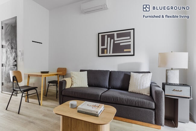 Photo - 253 N 8th St Unit FL1-ID1634