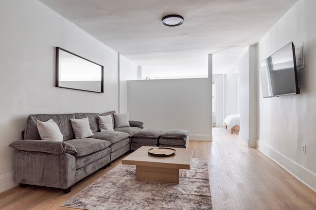 Photo - 209 1st Ave Unit SI FL2-ID1370708P