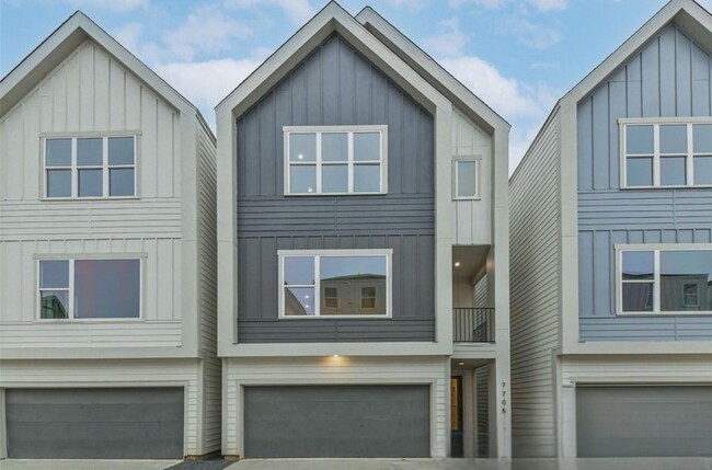 Photo - 7709 Earl Rudder Wy