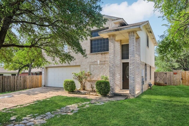 Photo - 1132 Pine Portage Loop