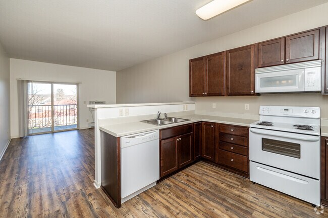 1BD, 1BA - 700SF - Kitchen - Richard Apartments