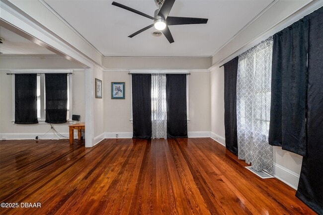 Photo - 121 Bellevue Ave