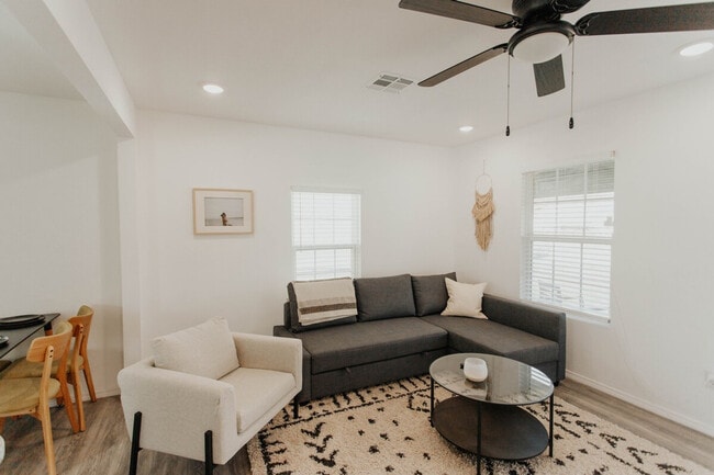 Photo - 3729-3727 N 24th St Unit ID1352452P