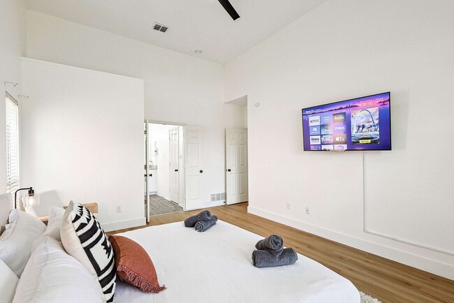 Photo - 806 Longleaf Dr Unit SI ID1580525P