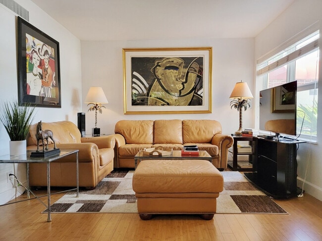 Building Photo - 2908 Bayshore Dr Unit SI FL1-ID1541797P