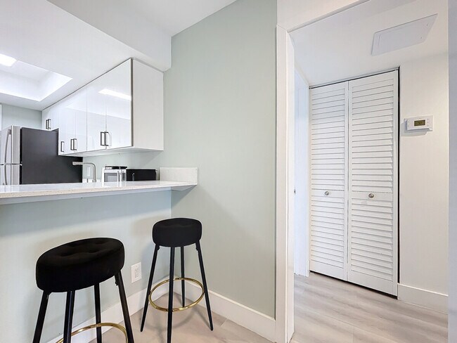 Photo - 1401 SE 15th St Unit SI ID1224075P