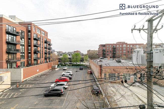 Photo - 1313 W Randolph St Unit FL3-ID1262