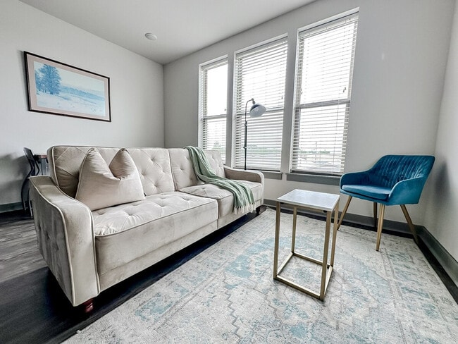 Photo - 111 E 4th St Unit ID1036786P