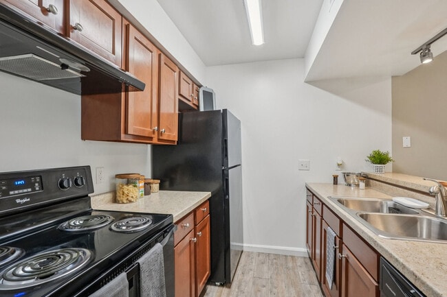 Photo - Pier 39 Apartments & Townhomes