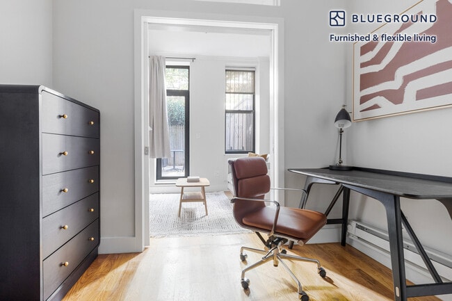 Photo - 515 W 47th St Unit FL1-ID2062