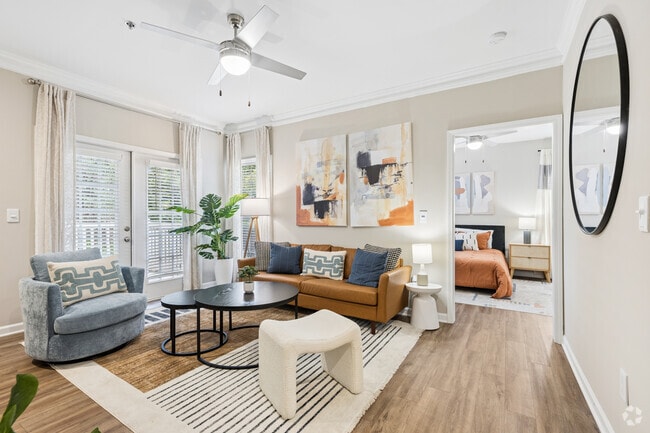 2BR, 2BA - 1,204SF - Living Room - Decatur Highlands