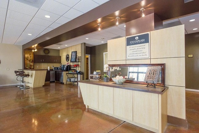 Photo - Kirkwood Station Plaza Apartments