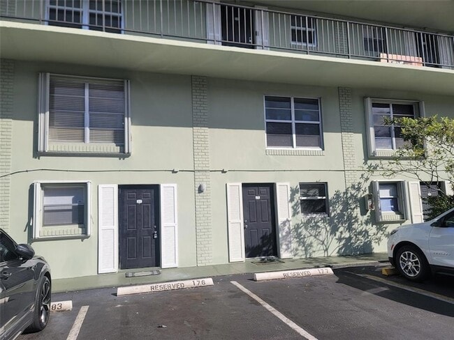 Photo - 805 W Oakland Park Blvd Unit E7