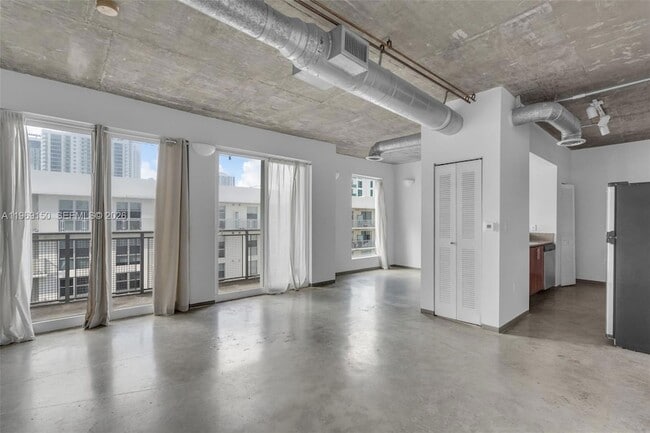 Photo - 455 NE 25th St Unit 809