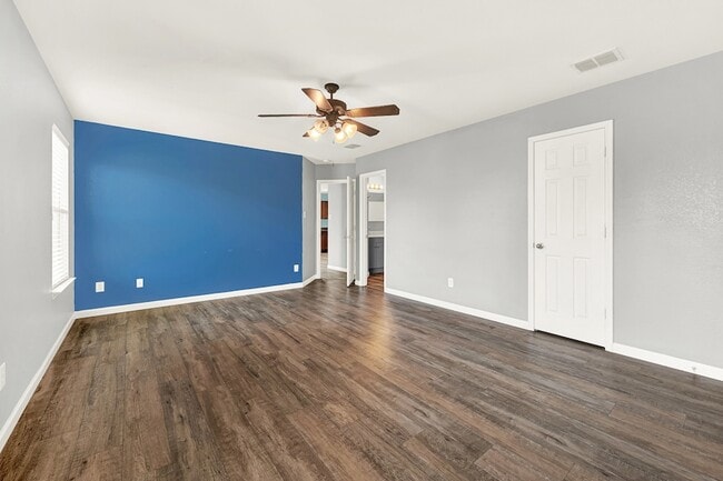 Photo - 4613 Mountain Oak St